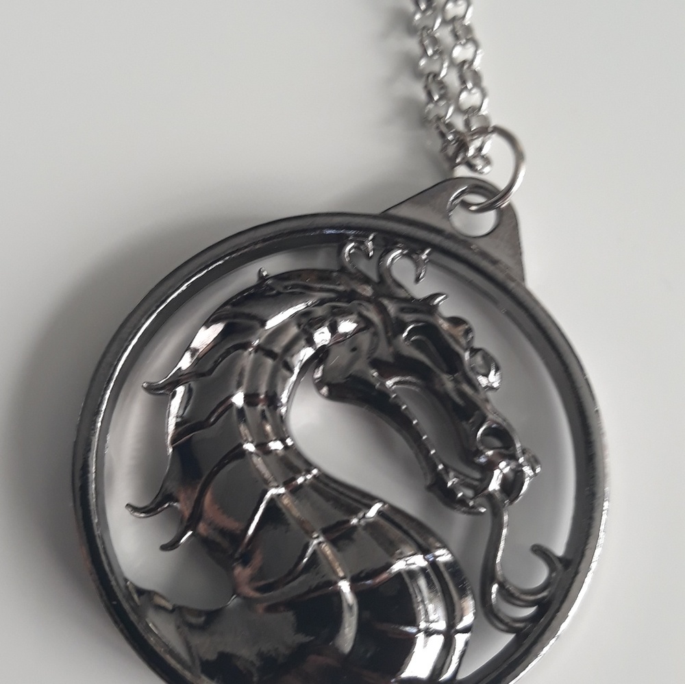 New mortal kombat necklace